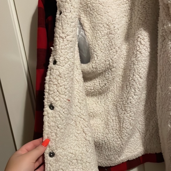 Comfy fuzzy jacket - Picture 2 of 3